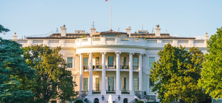 7 Seat Hot Tub Installed on the White House Lawn