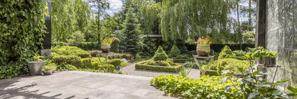 hottubpatio_garden-and-patio