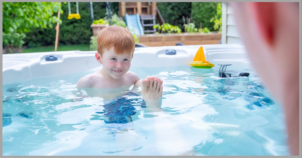 A baby using hot tub with here mother. (Can a baby go in a hot tub)